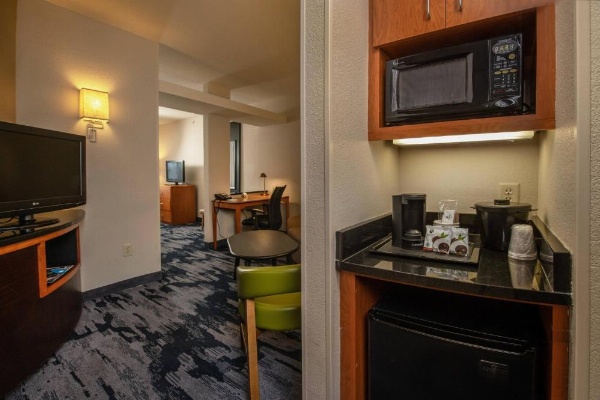 Fairfield Inn & Suites by Marriott Harrisonburg image 17