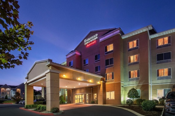 Fairfield Inn & Suites by Marriott Harrisonburg image 2
