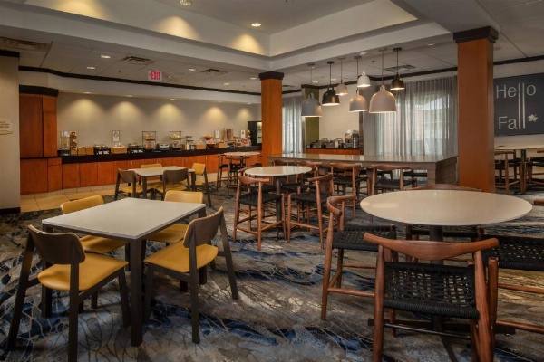 Fairfield Inn & Suites by Marriott Harrisonburg image 22